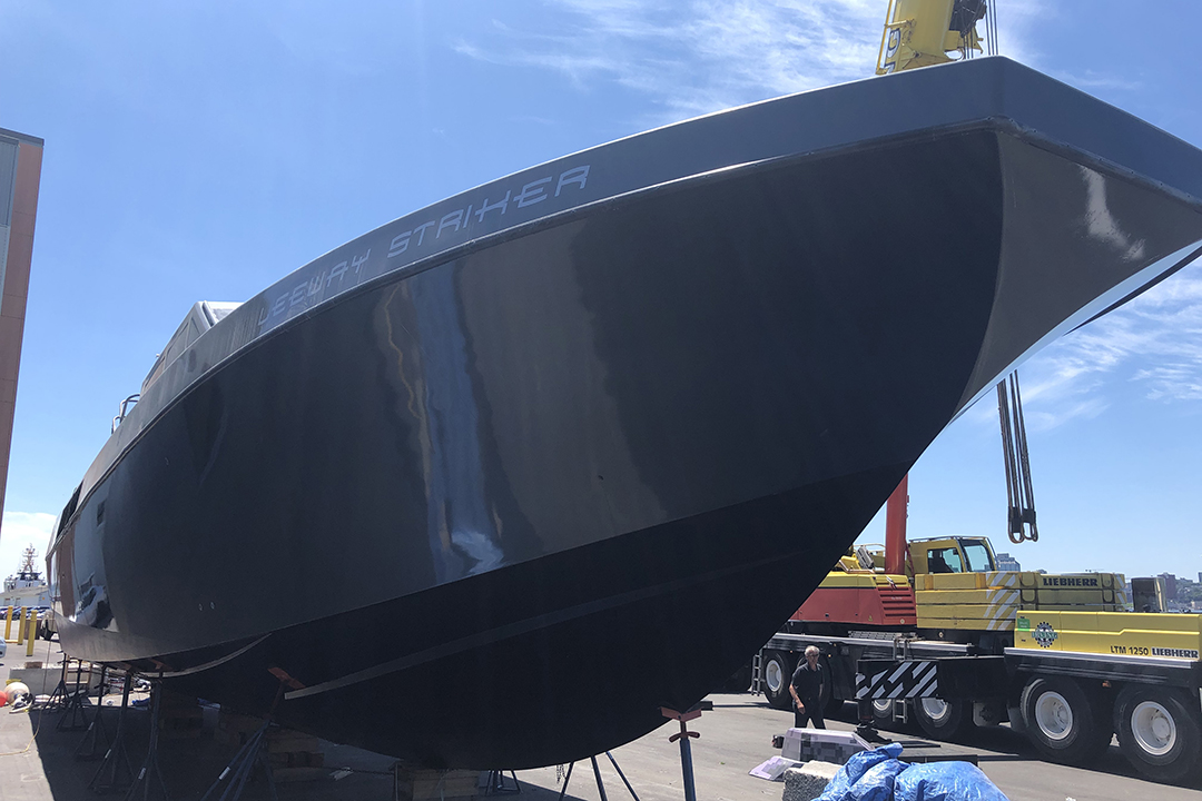 striker bow side view