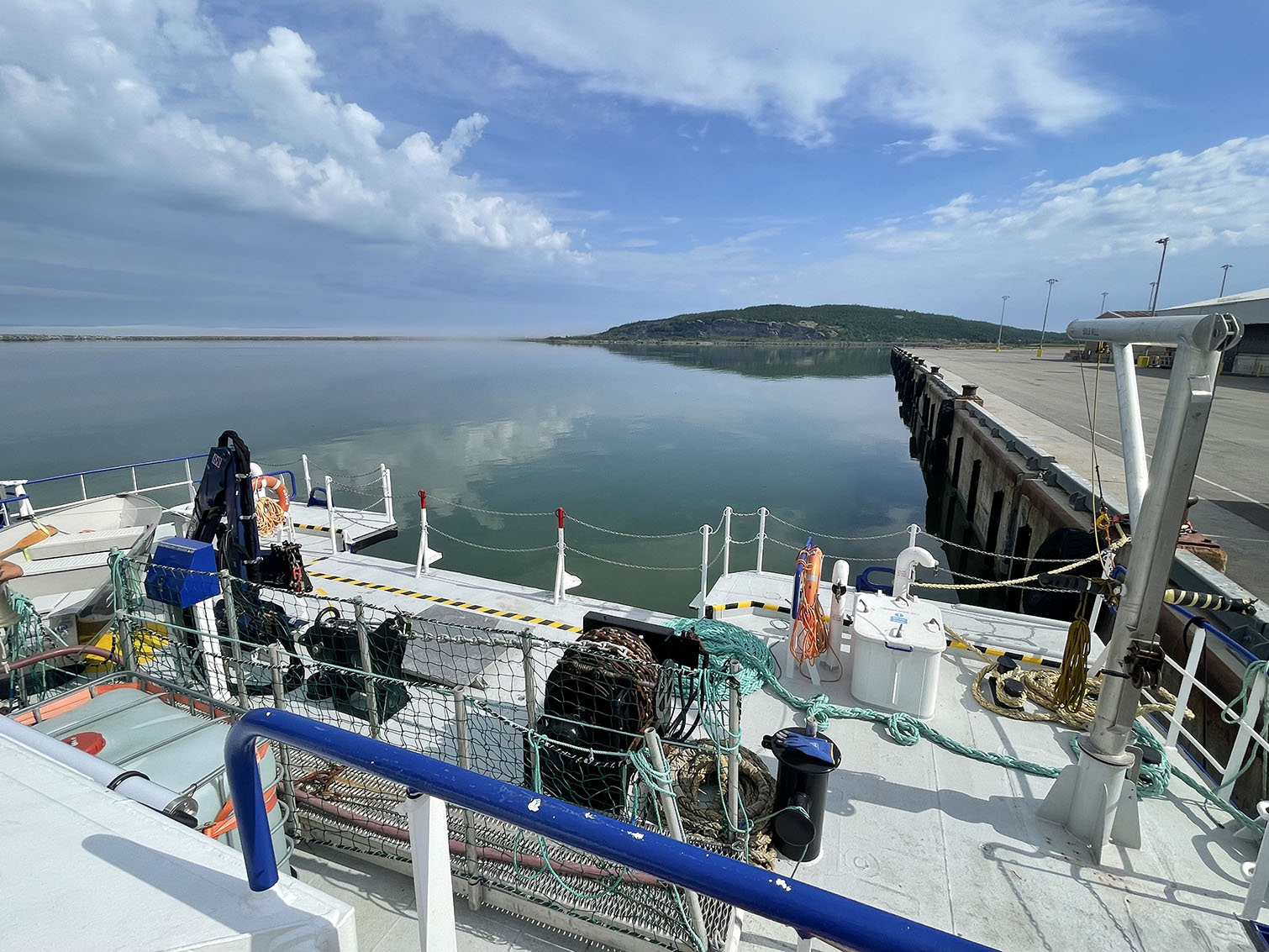 Forward Deck With Crane